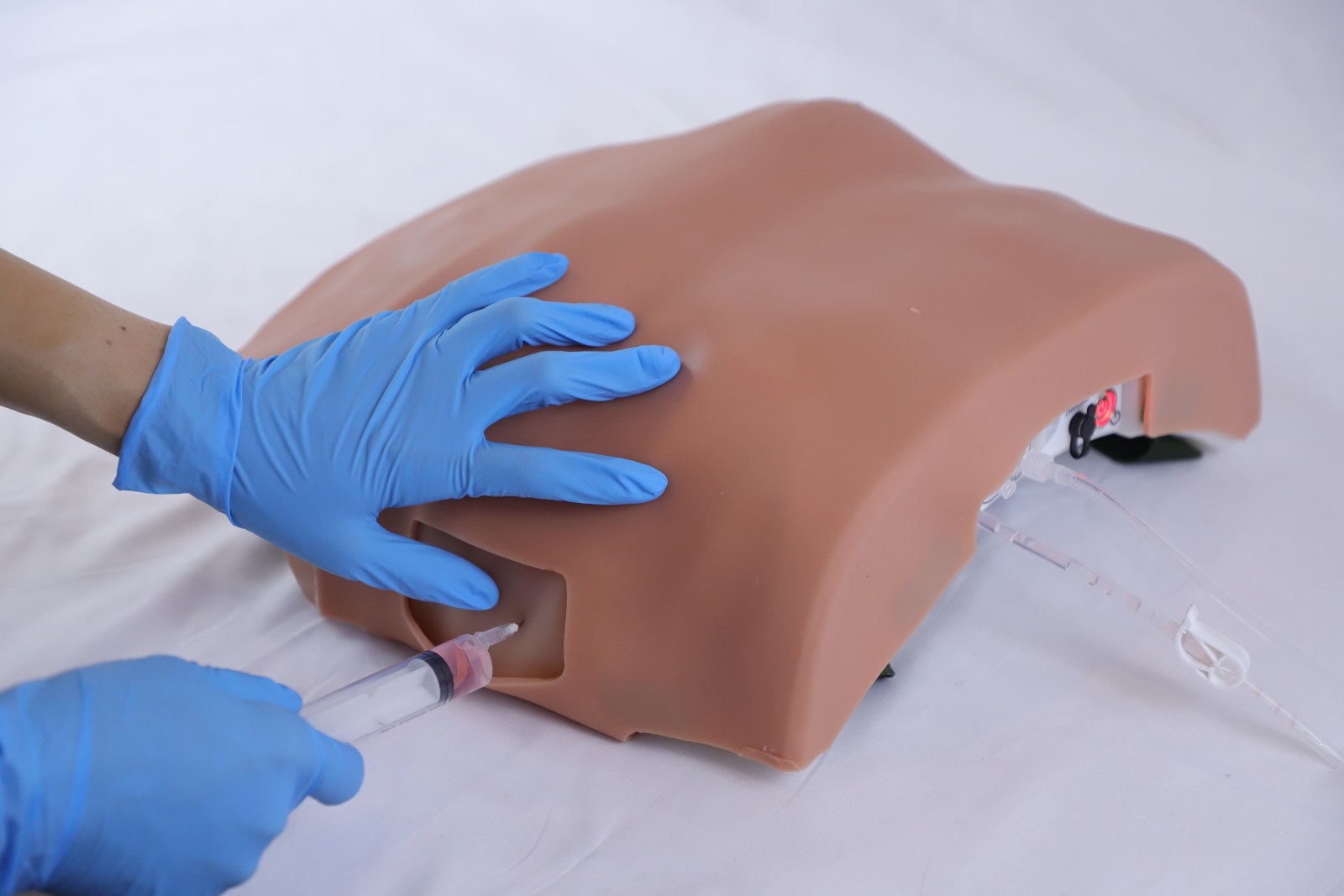 Automatic Needle Decompression Training Kit - PC-MEE001.08